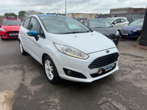 2017 Ford Fiesta 1.0t Ecoboost Zetec White Edition Euro 6 (s/s) 5dr in White — image 2