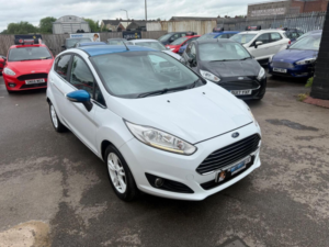 2017 Ford Fiesta 1.0t Ecoboost Zetec White Edition Euro 6 (s/s) 5dr in White — image 6