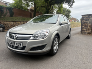 2009 Vauxhall Astra 1.6 I 16v Club in Silver — image 4
