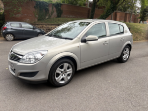 2009 Vauxhall Astra 1.6 I 16v Club in Silver — image 5