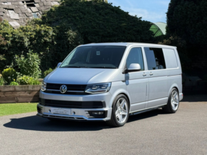 2017 Volkswagen Transporter 2.0 Bitdi T32 Bluemotion Tech in Silver — image 2
