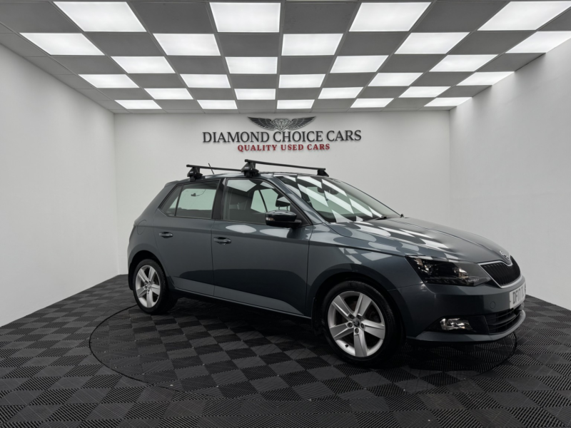 2017 Skoda Fabia 1.0 Tsi Se L in Grey — image 1