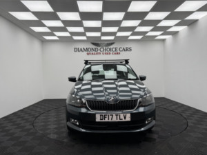 2017 Skoda Fabia 1.0 Tsi Se L in Grey — image 2