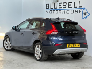 2013 Volvo V40 Cross Country 1.6 D2 Lux Euro 5 (s/s) 5dr in Blue — image 4
