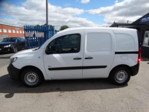 2018 Mercedes-Benz Citan 1.5 111 Cdi L2 Euro 6 5dr in White — image 4