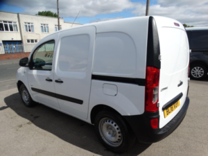 2018 Mercedes-Benz Citan 1.5 111 Cdi L2 Euro 6 5dr in White — image 6