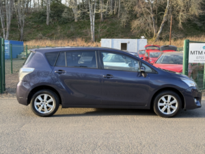2016 Toyota Verso 1.6 V-Matic Icon MPV 5dr Petrol Manual Euro 6 (132 Ps) in Blue — image 5