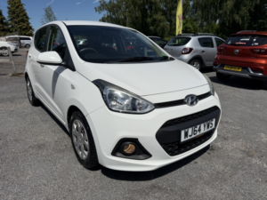 2014 Hyundai I10 1.2 Se in White — image 4