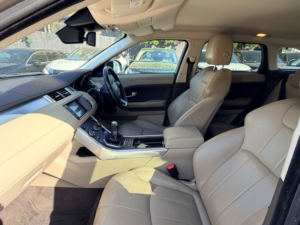2016 Land Rover Range Rover Evoque Td4 Se Tech in Brown — image 6