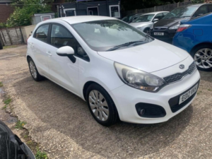 2012 Kia Rio 1.4 2 Euro 5 5dr in White — image 3