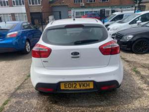 2012 Kia Rio 1.4 2 Euro 5 5dr in White — image 6