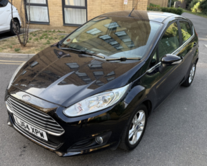 2014 Ford Fiesta 1.0 T Ecoboost Zetec in Black — image 3
