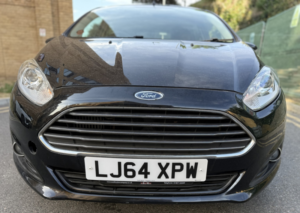 2014 Ford Fiesta 1.0 T Ecoboost Zetec in Black — image 4