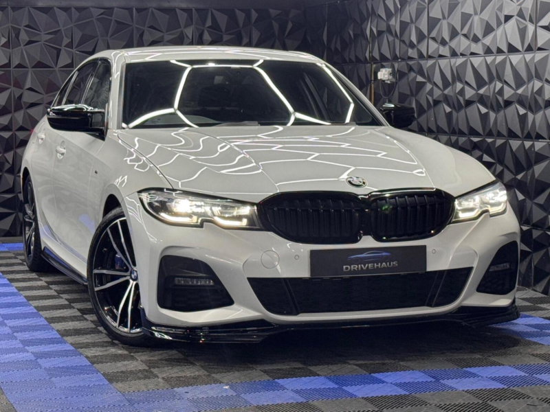 2019 BMW 3 Series 3.0 330d M Sport Auto Euro 6 (s/s) 4dr in White — image 1