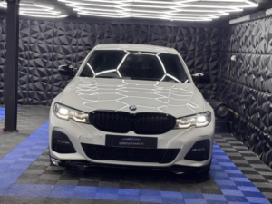 2019 BMW 3 Series 3.0 330d M Sport Auto Euro 6 (s/s) 4dr in White — image 2