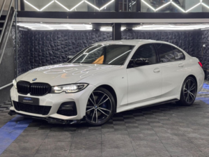 2019 BMW 3 Series 3.0 330d M Sport Auto Euro 6 (s/s) 4dr in White — image 3