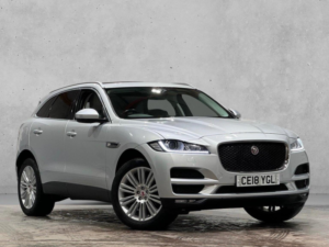 2018 Jaguar F-Pace 2.0 D180 Portfolio Auto AWD Euro 6 (s/s) 5dr in Silver — image 1