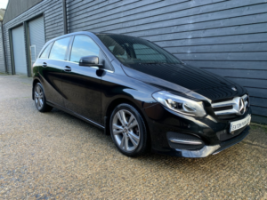 2018 Mercedes-Benz B Class 1.6 B200 Exclusive Edition (plus) MPV 5dr Petrol 7g-Dct Euro 6 (s/s) (156 Ps) in Black — image 4