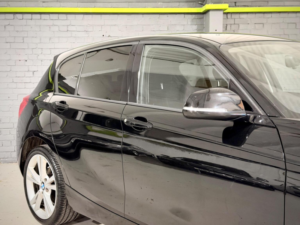2015 BMW 1 Series 1.6 118i Sport Euro 6 (s/s) 5dr in Black — image 5
