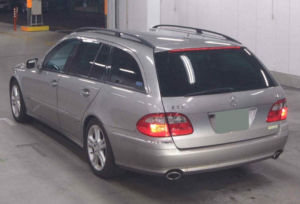2007 Mercedes-Benz E Class Ref 8783 - In Transit Reservation Deposit Paid - Mercedes Benz W211 E Class E320 Cdi Ex Japan in Bronze — image 3