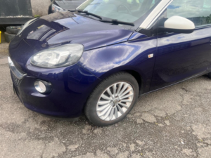 2013 Vauxhall Adam 1.4 16v Glam Euro 5 3dr in Blue — image 5