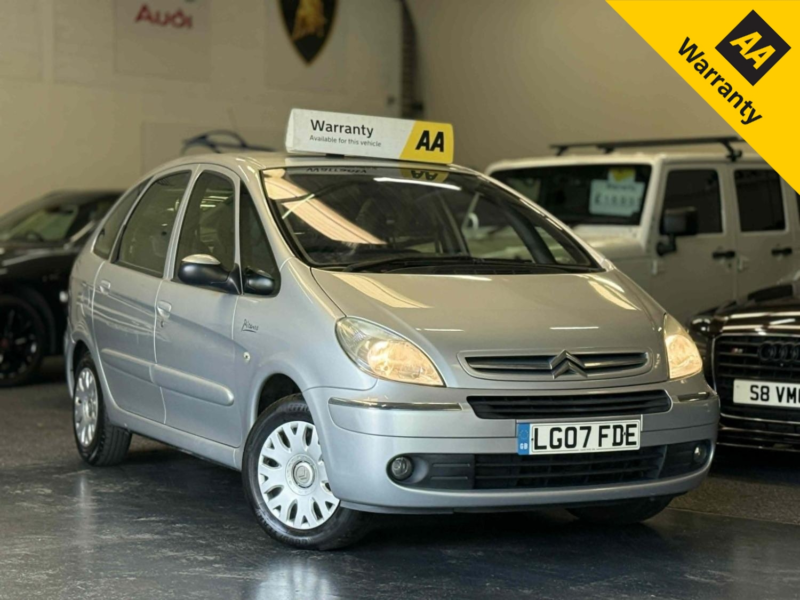 2007 Citroen Xsara Picasso 2.0 I 16v Desire in Silver — image 1