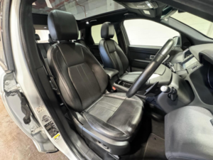 2018 Land Rover Discovery Sport 2.0 Td4 Landmark Auto 4WD Euro 6 (s/s) 5dr in White — image 3