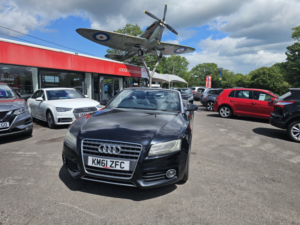 2012 Audi A5 Cabriolet 2.0 Tdi S Line in Black — image 3