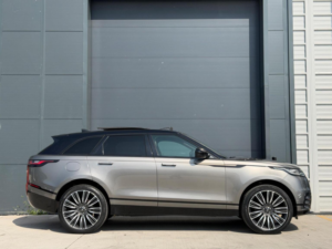 2019 Land Rover Range Rover Velar 2.0 P300 R-Dynamic Hse Auto 4WD Euro 6 (s/s) 5dr in Silver — image 5