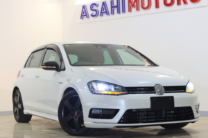 2014 Volkswagen Golf 1.4 Tsi Bluemotion Tech Act Gt Edition in White — image 4