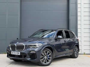 2020 BMW X5 3.0 45e 24kwh M Sport Auto Xdrive Euro 6 (s/s) 5dr in Grey — image 3