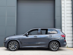 2020 BMW X5 3.0 45e 24kwh M Sport Auto Xdrive Euro 6 (s/s) 5dr in Grey — image 4
