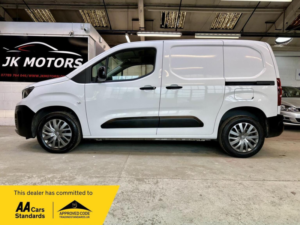 2022 Peugeot Partner 1.5 Bluehdi 1000 Professional Premium Standard Panel Van Swb Euro 6 5dr in White — image 6