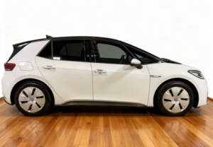 2021 Volkswagen Id.3 Pro 58kwh Family Hatchback 5dr Electric Auto (145 Ps) in White — image 5