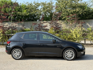 2017 SEAT Leon 1.2 Tsi Se Dynamic Technology in Black — image 2