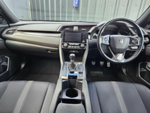 2020 Honda Civic 1.6 I-Dtec Sr Euro 6 (s/s) 5dr in Black — image 3