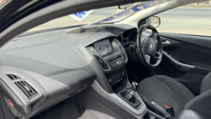 2016 Ford Focus 1.0 T Ecoboost Zetec Black 5dr Low Tax+satnav+10 Stamps in Black — image 2