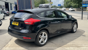 2016 Ford Focus 1.0 T Ecoboost Zetec Black 5dr Low Tax+satnav+10 Stamps in Black — image 4