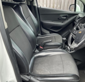 2013 Chevrolet Trax 1.4 T Lt 4x4 * Last Owner 10 Years * Half Leather * Reverse Camera * Privacy Glass * in White — image 5