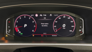 2020 Volkswagen Tiguan 1.5 Tsi R-Line in Grey — image 5