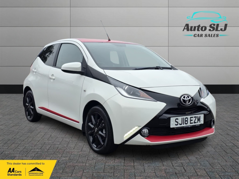 2018 Toyota Aygo 1.0 Vvt-I X-Press in White — image 1