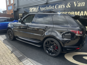 2015 Land Rover Range Rover Sport 4.4 Sd V8 Autobiography Dynamic in Black — image 4