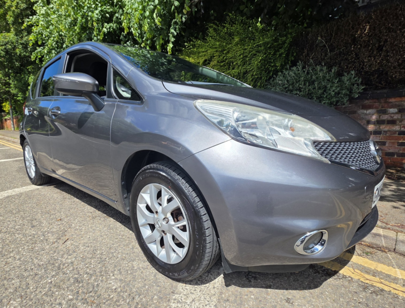 2014 Nissan Note 1.2 12v Acenta Premium in Grey — image 1