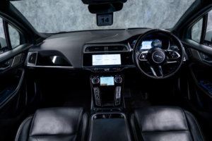 2020 Jaguar I-Pace 400 90kwh Hse Auto 4WD 5dr in Silver — image 3