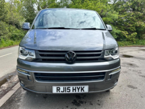2015 Volkswagen Transporter 2.0 Bitdi T32 Highline Kombi DSG 4motion L3 H1 4dr in Grey — image 2