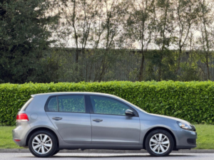 2012 Volkswagen Golf 2.0 Tdi Match Euro 5 5dr in Grey — image 2