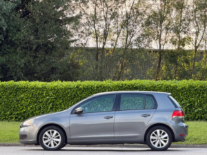 2012 Volkswagen Golf 2.0 Tdi Match Euro 5 5dr in Grey — image 4