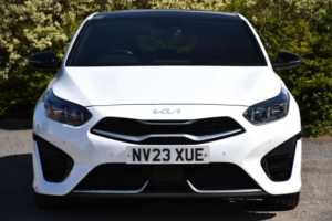 2023 Kia Proceed 1.5 T-Gdi Gt-Line S Shooting Brake 5dr Petrol Dct Euro 6 (s/s) (158 Bhp) in White — image 5