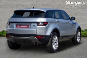 2016 Land Rover Range Rover Evoque 2.0 Td4 Se Tech Auto 4WD Euro 6 (s/s) 5dr in Silver — image 5