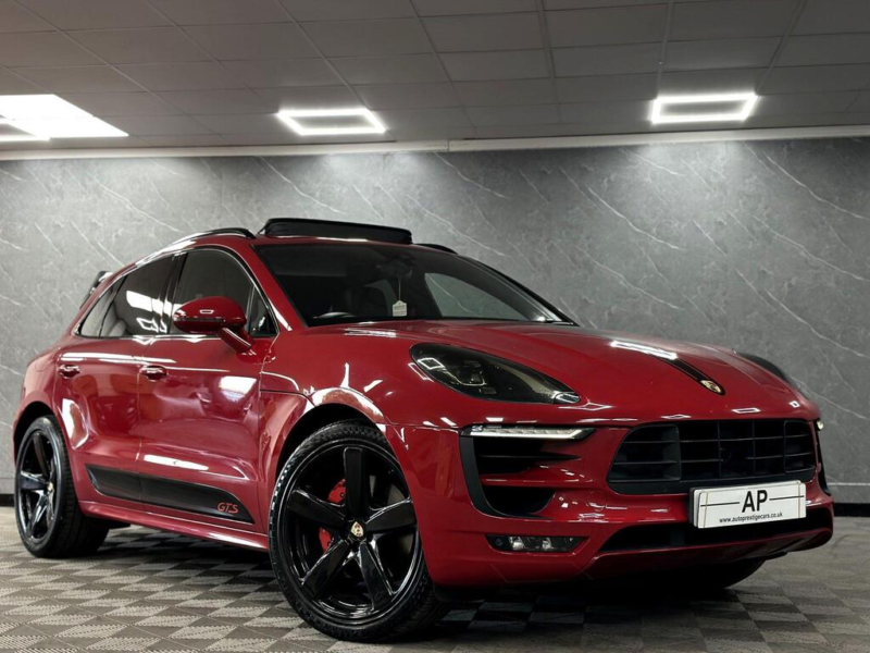 2016 Porsche Macan 3.0t V6 Gts Pdk 4WD Euro 6 (s/s) 5dr in Red — image 1